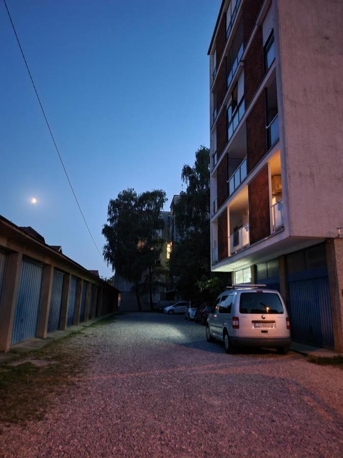 Dolly Apartment Airport Velika Gorica Exteriör bild